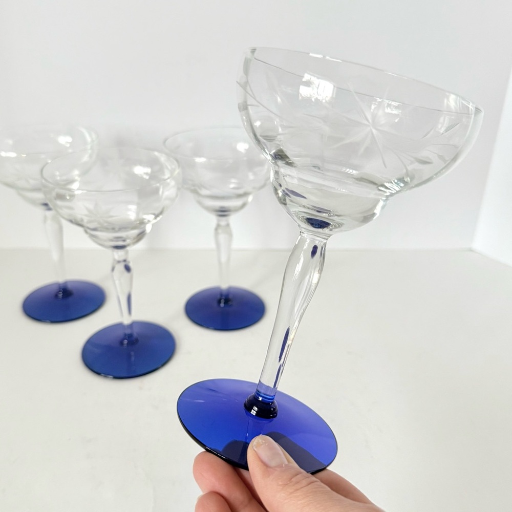 Set of 4 1930s Weston “Blue Foot” Optic Glass Art Deco Etched Champagne Glasses